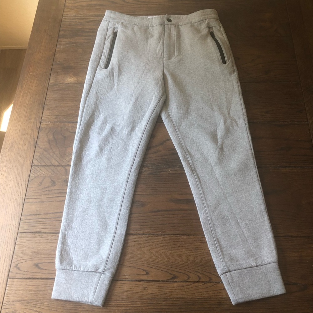 Everlane men’s grey joggers zipper and button pants size small track pants